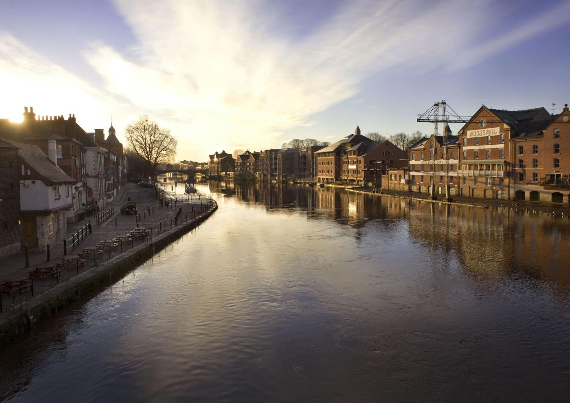 Stylish Flat Near The City Centre - Pass The Keys York Bagian luar foto