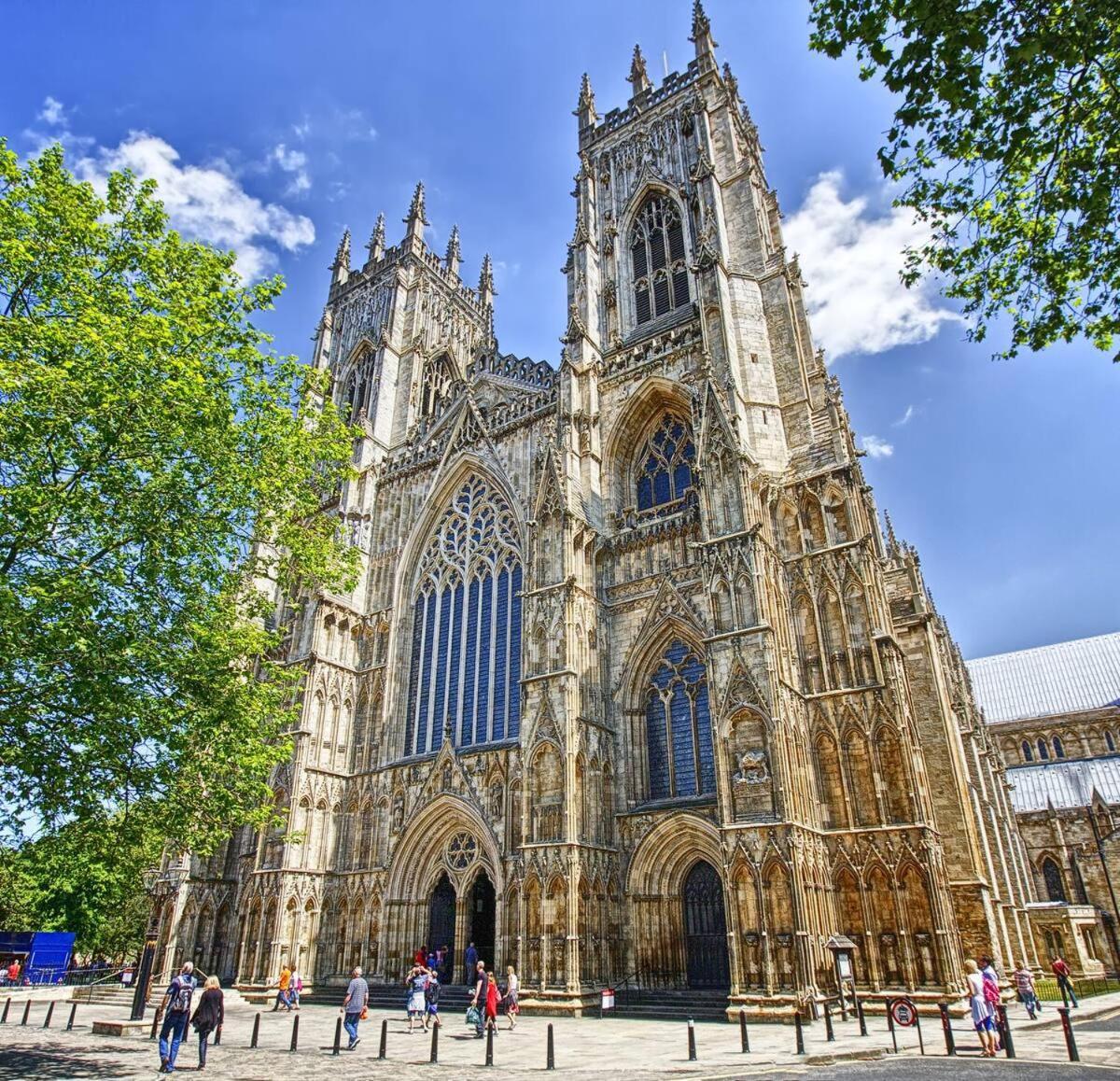 Stylish Flat Near The City Centre - Pass The Keys York Bagian luar foto