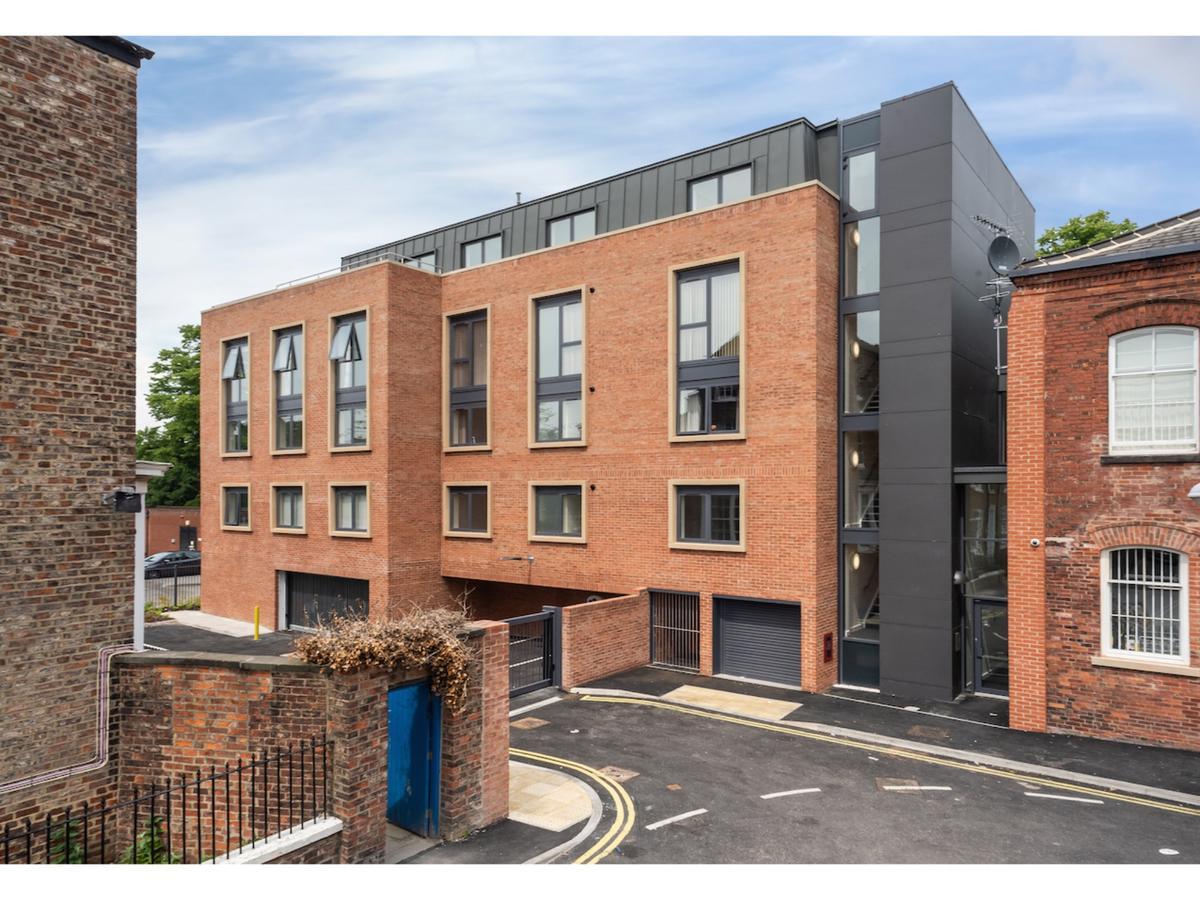 Stylish Flat Near The City Centre - Pass The Keys York Bagian luar foto