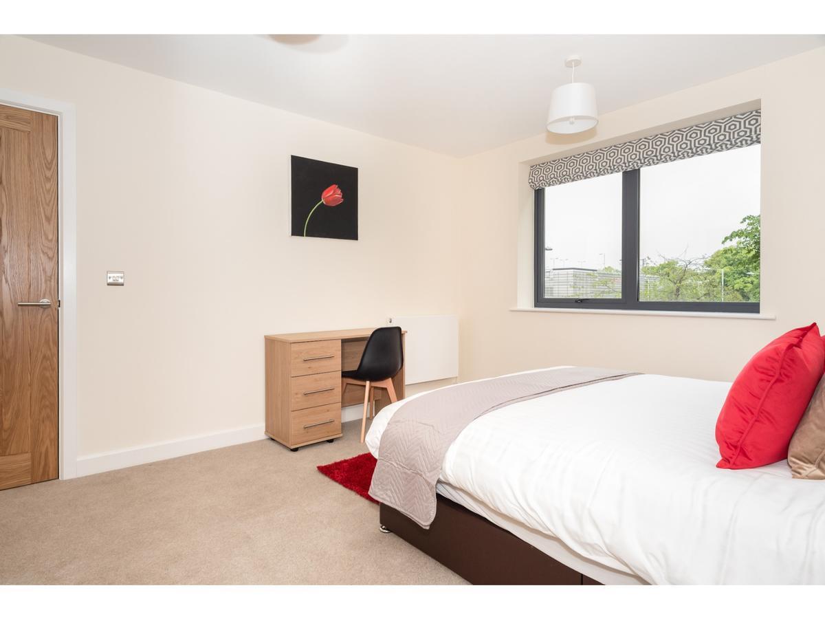 Stylish Flat Near The City Centre - Pass The Keys York Bagian luar foto