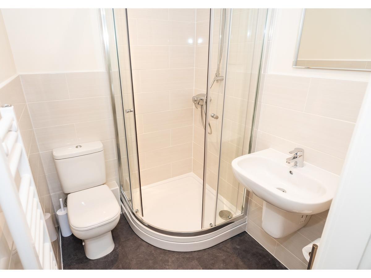 Stylish Flat Near The City Centre - Pass The Keys York Bagian luar foto